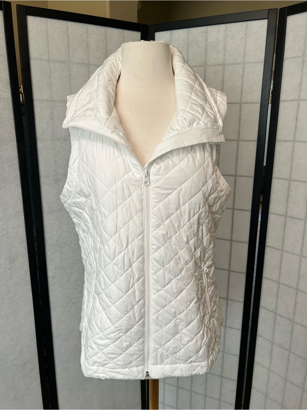 T by Talbots White Quilted Vest